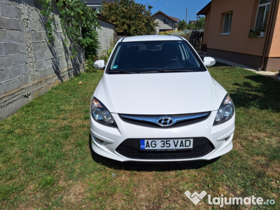 Hyundai i30 2012