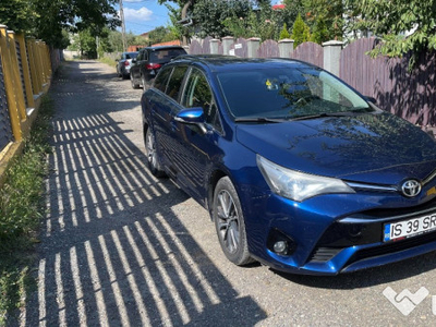 Toyota Avensis 2016 - 199000 Km, cu istoric service complet