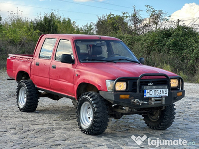 Toyota Hylux*4x4 mic/mare~reductor~blocant*5 locuri*2.5D*1996*lada*N1