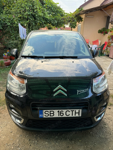 Vând Citroen C3 Picasso