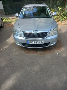 Vând skoda octavia 2 2010 1,6 tdi