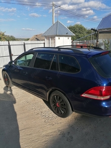 Vând vw golf 5 break motor 1.9 dizel 105 cai an 2008 mașina de familie