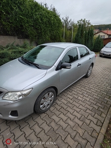 vind Toyota Corolla berlina 1.3 benzina