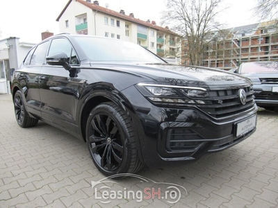 Volkswagen Touareg R-Line Black Style Matrix Pano Innvision