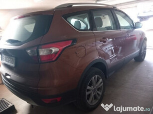 Autoturism Ford Kuga