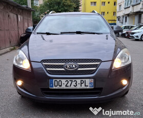 Kia cee'd.1.6 diesel 115 cp an 2008