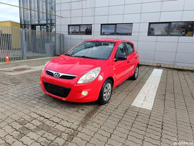 Hyundai i20. km 58000 1.3 benzina