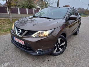 Nissan Qashqai-Tekna-Navi-Panoramic-Camere 360-Incalzire in scaune