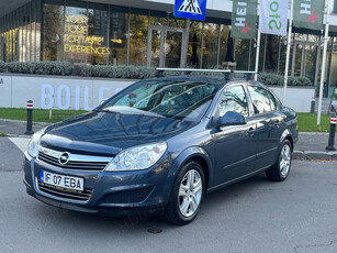 OPEL ASTRA H Sedan Classic 160.000 KM