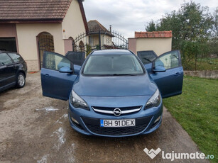 Opel Astra J Sport Tourer