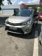 Vând Toyota Verso