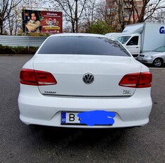 Vând Volkswagen Passat