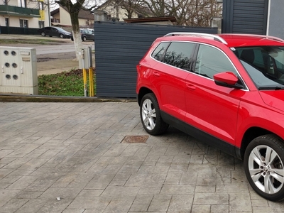 SKODA KAROQ. 2019