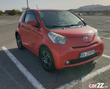 Toyota Iq 2009, 1L benzina