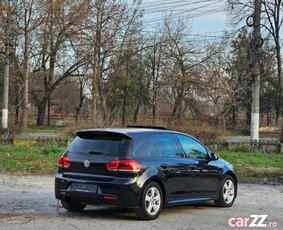 VW Golf 6 1.4TSI Navigatie SenzoriParcare ÎncălzireScaune DubluClima