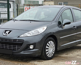 Peugeot 207+ An 2013/10 1.4 benzina