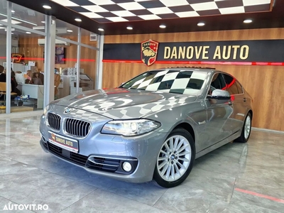 BMW Seria 5 525d xDrive Touring Aut. Luxury Line