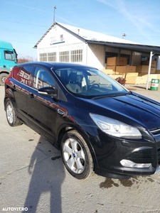 Ford Kuga 2.0 TDCi 4WD Powershift Titanium