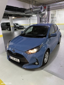 Toyota Yaris 1.5 VVT-i HSD Dynamic