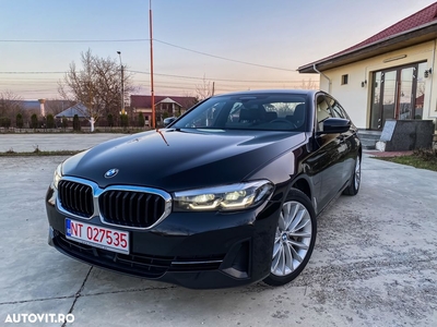 BMW Seria 5 530e Aut. Sport Line