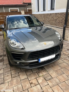 Porsche Macan Standard