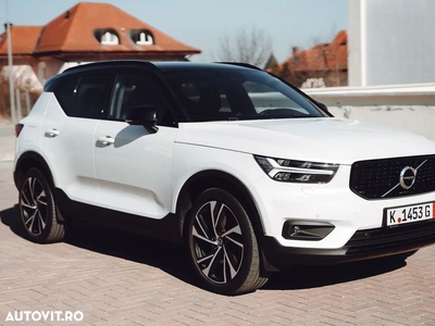 Volvo XC 40 T4 Recharge DKG RDesign Expression