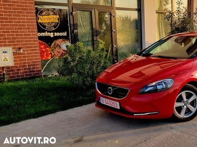 Volvo V40 D4 Momentum