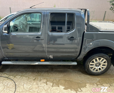 Nissan Navara D40