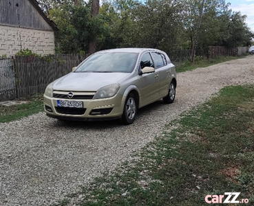 Opel Astra H benzina