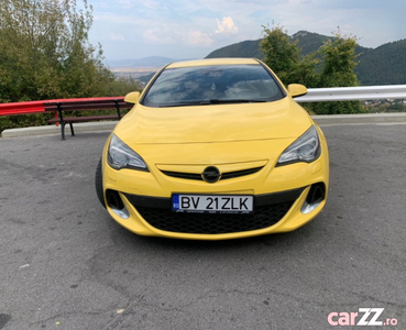 Opel Astra J OPC 2013