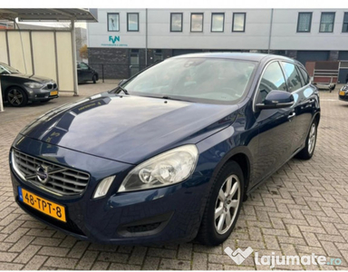 VOLVO V60 automat 1.6 DRIVEe