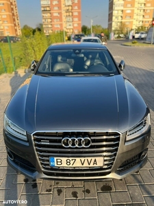 Audi A8 3.0 TDI DPF quattro tiptronic