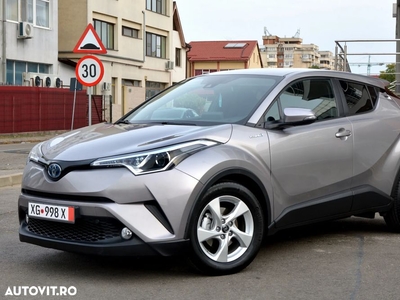 Toyota C-HR Hybrid Style