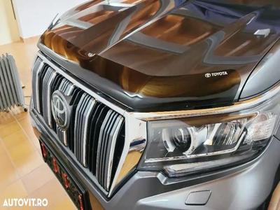 Toyota Land Cruiser 2.8l D-4D 204 CP A/T Luxury Black Matte Edition