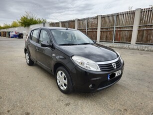 Dacia sandero 2011 - euro 5 - full option