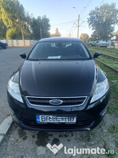 Ford Mondeo masina