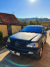 Mercedes ML270