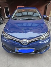 Vand Toyota Auris 1.8