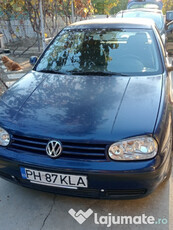 VW Golf 4 masina