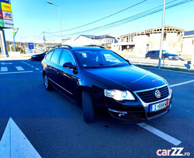 VW Passat An 2011 140 cp *Navigatie*Xenon*Senzori parcare