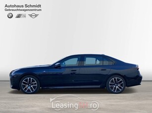 BMW Seria 7 740 d M Sportpaket Iconic Glow Multifunktionssitz