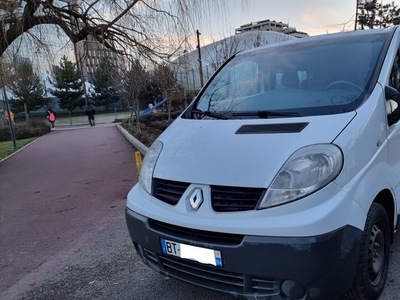 Renault Trafic 2.0 DCi, 115 CP, Euro 5, 6 locuri