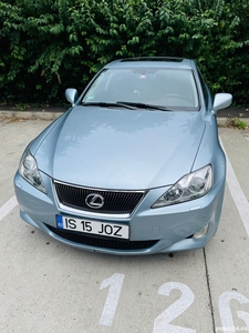 vand Lexus IS220d