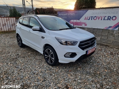 Ford Kuga 2.0 TDCi 4x4 ST-Line