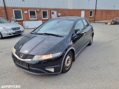 Honda Civic 1.8i