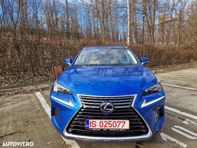 Lexus Seria NX 300h AWD Luxury