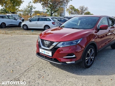 Nissan Qashqai 1.2 DIG-T Start/Stop X-TRONIC N-Connecta