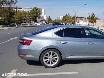 Skoda Superb 2.0 TDI DSG Style