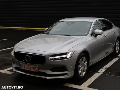 Volvo S90 D4 Momentum