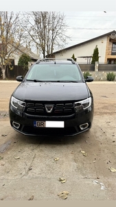 Dacia Logan MCV. Bordei Verde